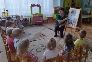 Акция «Правила дорожные - всем нам знать положено» в группе №1 Акция «Правила дорожные - всем нам знать положено» в группе №1.