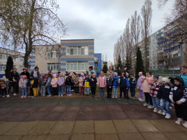 Учебно-тренировочная эвакуация по сигналу "Воздушная тревога!" в детском саду Учебно-тренировочная эвакуация по сигналу "Воздушная тревога!" в детском саду.