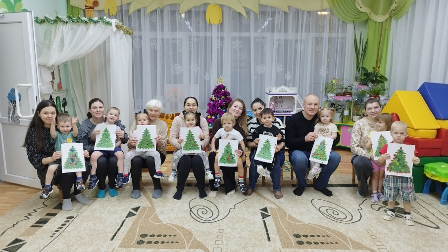 Мастер-класс для родителей «Шарики на ёлку» в группе №1 Мастер-класс для родителей «Шарики на ёлку» в группе №1.